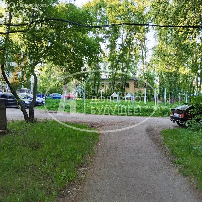 3-комнатная квартира: Глазов, Республиканская улица, 45 (74.5 м) - Фото 0
