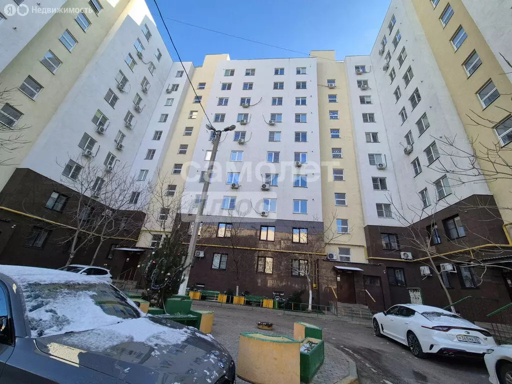 1-комнатная квартира: Астрахань, улица Набережная Золотого Затона, 43 ... - Фото 1