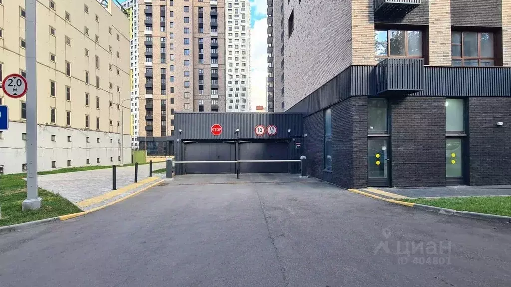 Гараж в Москва Староалексеевская ул, 3 (13.3 м) - Фото 1