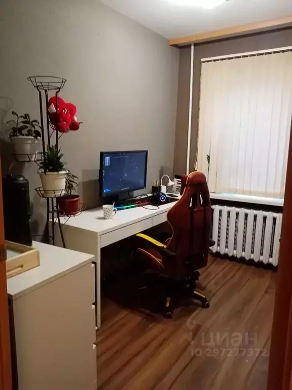 3-к кв. Новгородская область, Великий Новгород ул. Ломоносова, 10 ... - Фото 1