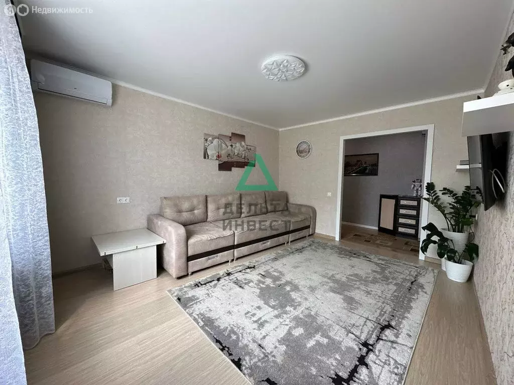 3-комнатная квартира: Уфа, улица Адмирала Ушакова, 88/1 (64.5 м) - Фото 1