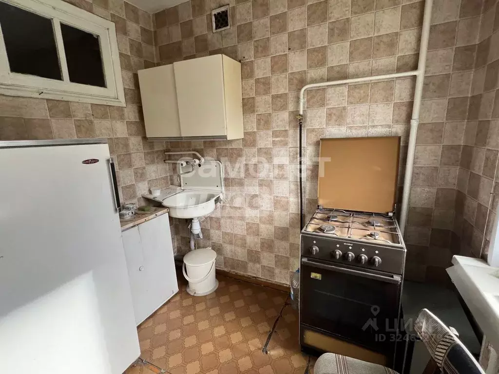 2-к кв. Челябинская область, Челябинск Российская ул., 17в (42.0 м) - Фото 1