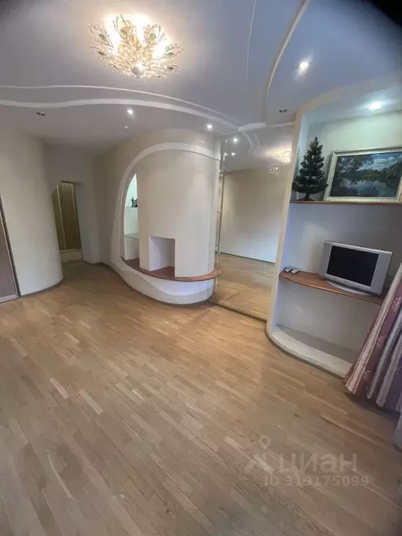 2-к кв. Кировская область, Киров ул. МОПРА, 7 (62.0 м) - Фото 1