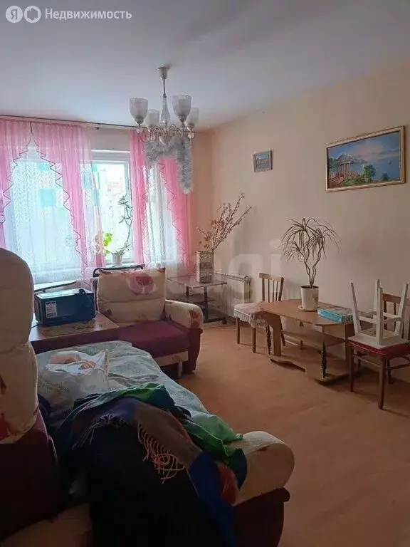 3-комнатная квартира: Курган, улица Криволапова, 10 (64 м) - Фото 1