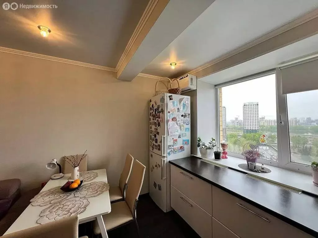 2-комнатная квартира: Тюмень, улица Максима Горького, 10 (51.4 м) - Фото 1