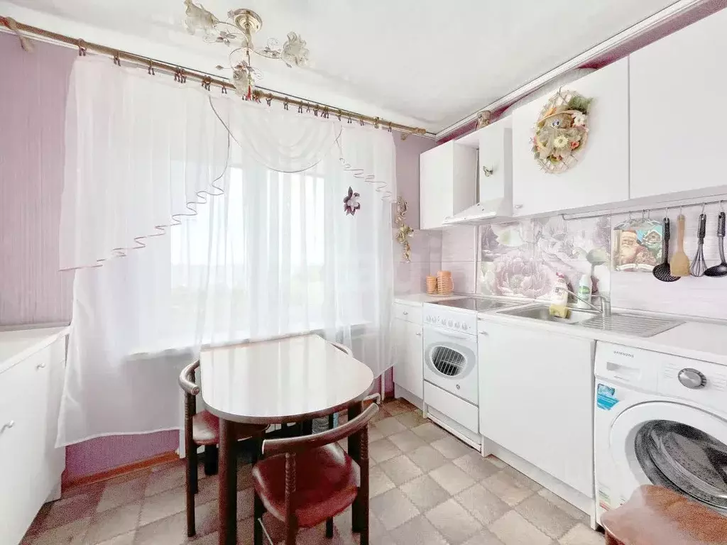 3-к кв. Сахалинская область, Холмск Капитанская ул., 3 (58.9 м) - Фото 1