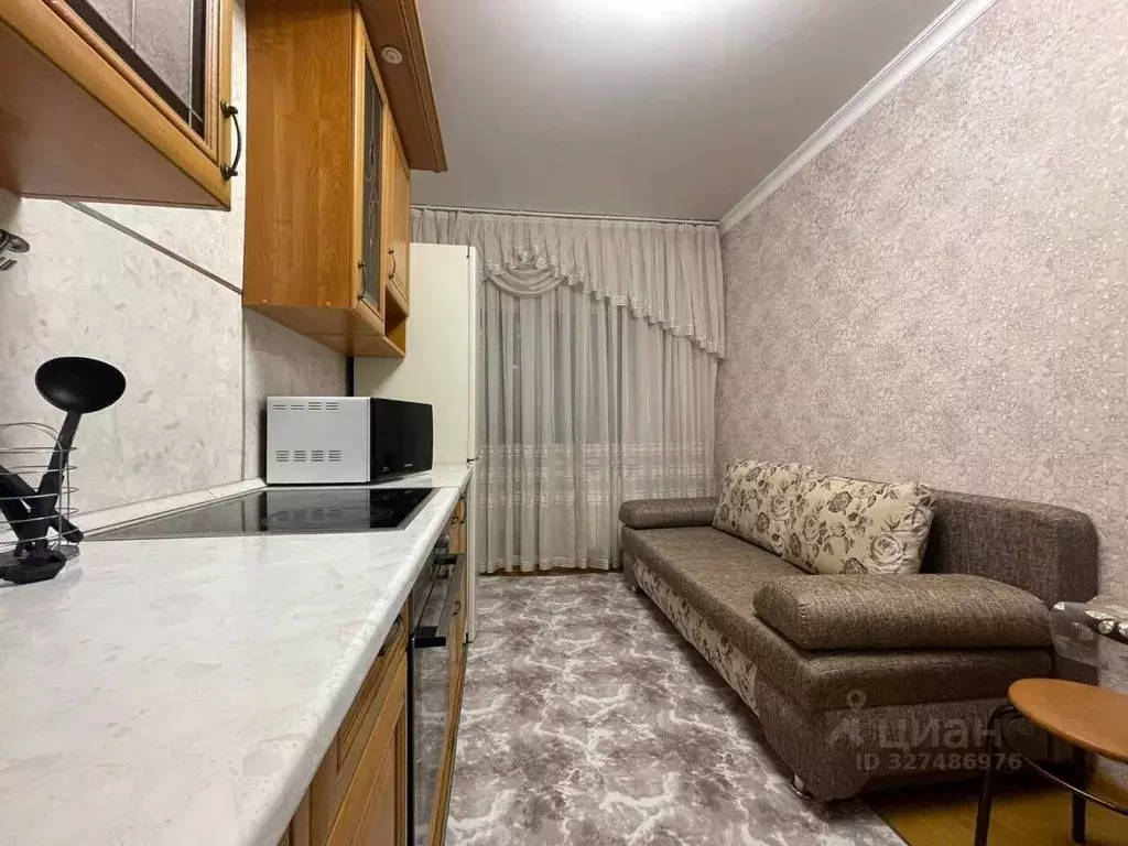 1-к кв. Татарстан, Казань ул. Адоратского, 3в (44.0 м) - Фото 2