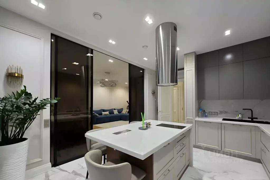 Квартира, 4 комнаты, 214.7 м - Фото 2