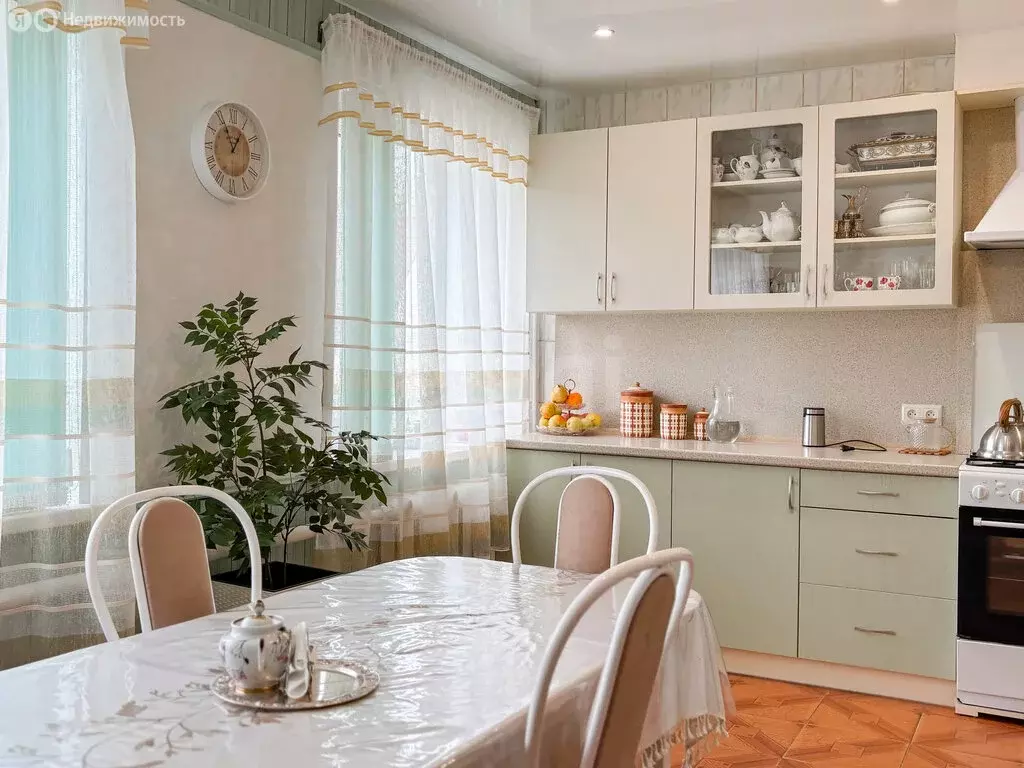 Дом в Печоры, улица Автомобилистов (239.9 м) - Фото 1