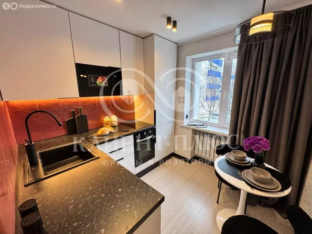 2-комнатная квартира: Корсаков, Корсаковская улица, 12 (45.7 м) - Фото 1