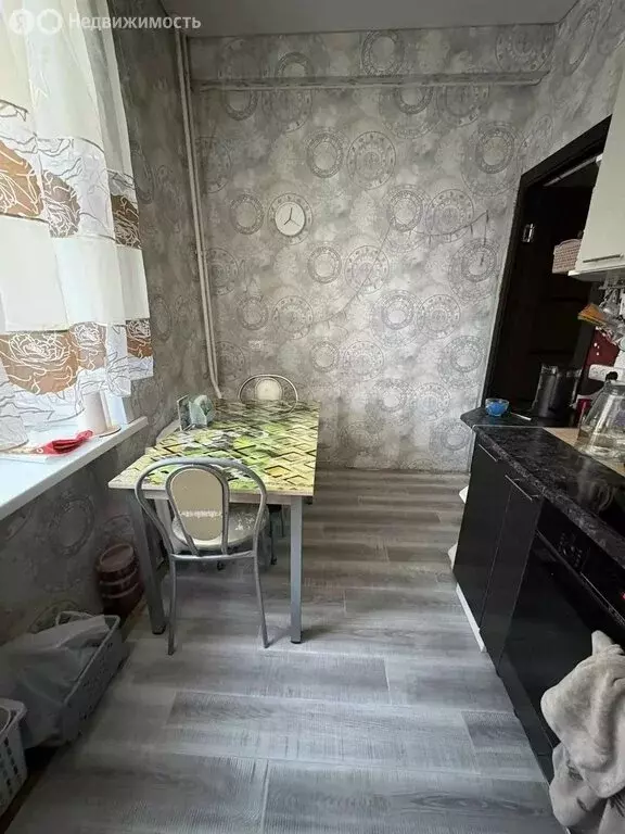 3-комнатная квартира: Юрга, улица Достоевского, 12 (57.4 м) - Фото 2