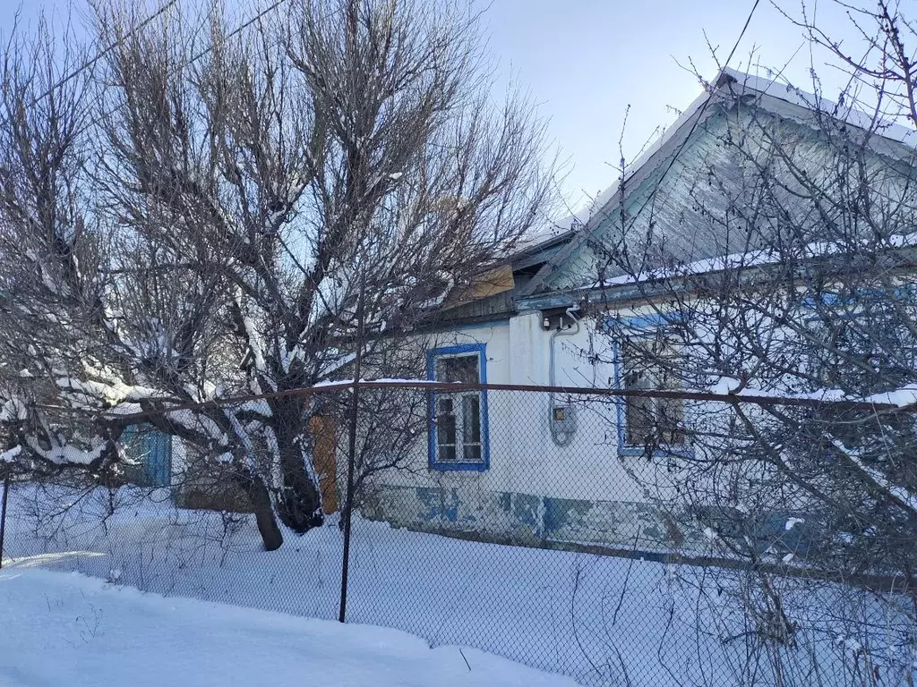 Дом в Волгоградская область, Волгоград Новинская ул. (50 м) - Фото 1