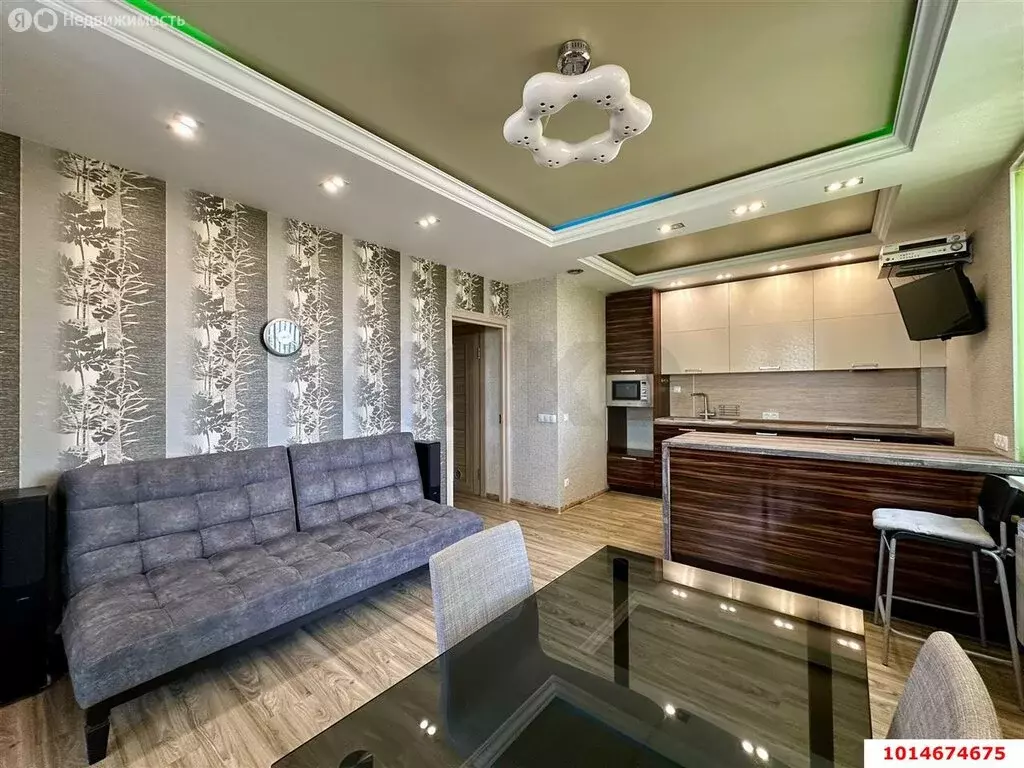 3-комнатная квартира: Краснодар, Старокубанская улица, 58 (79.7 м) - Фото 0