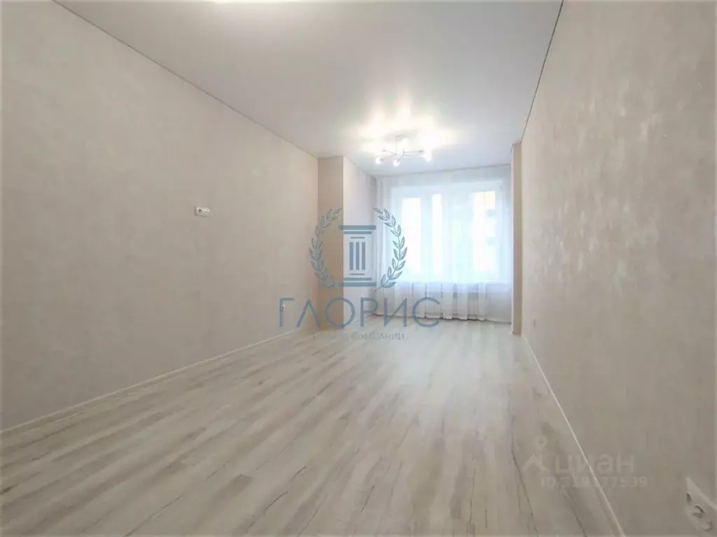 1-к кв. Хакасия, Абакан ул. Генерала Тихонова, 8/3 (42.0 м) - Фото 0