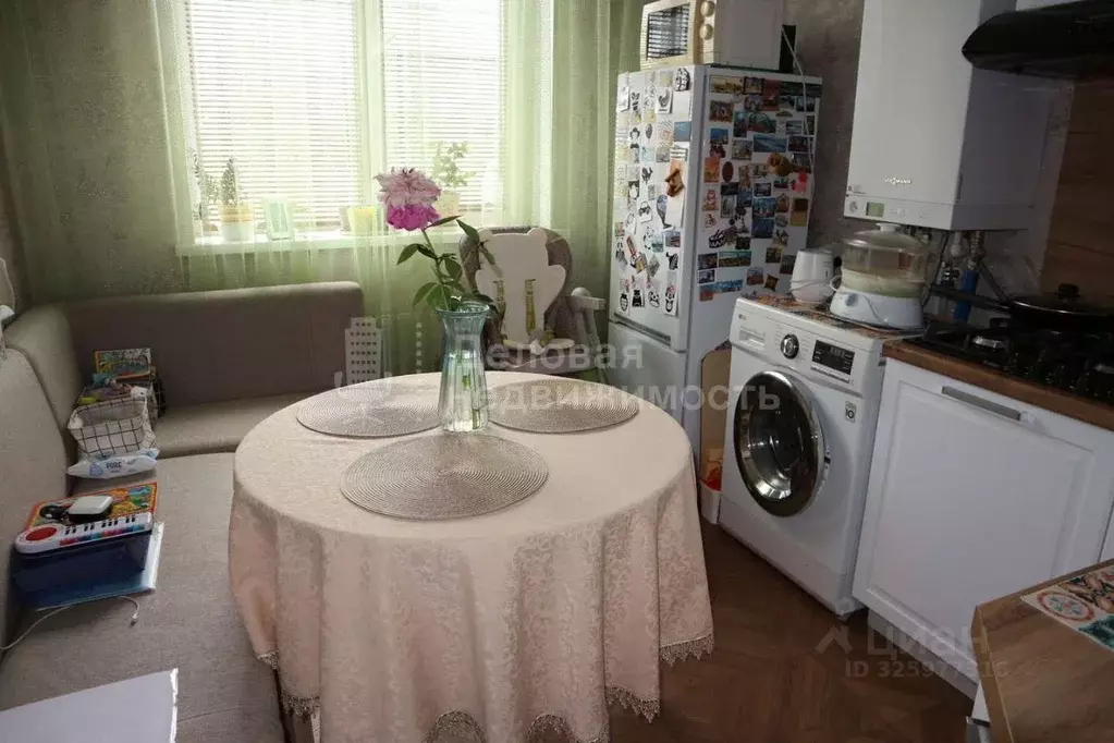 3-к кв. Новгородская область, Великий Новгород Луговая ул., 12к2 (77.3 ... - Фото 2