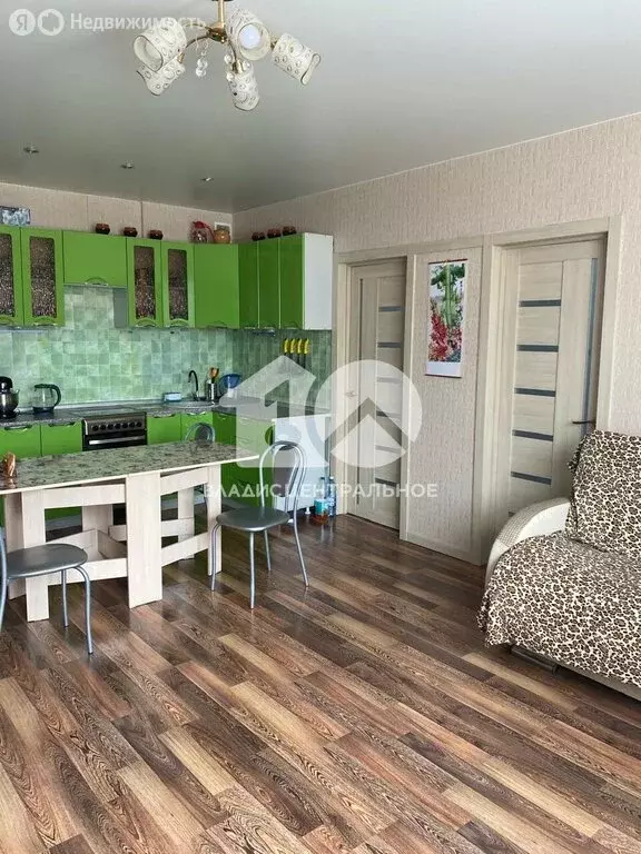 3-комнатная квартира: Октябрьский, улица Согласия, 1 (64.9 м) - Фото 1