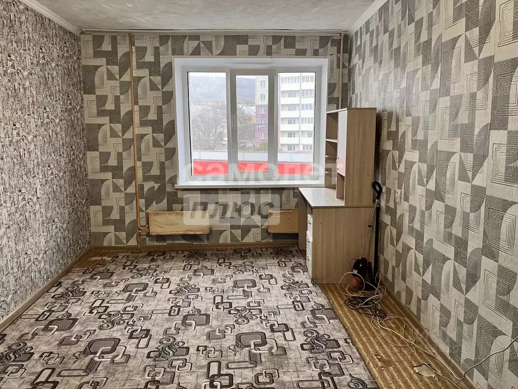 Комната Челябинская область, Миасс ул. Победы, 4 (16.8 м) - Фото 1