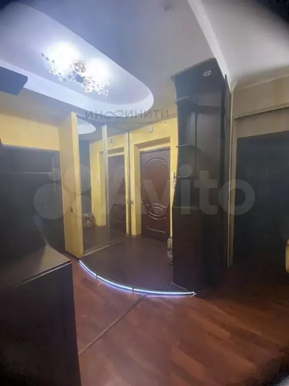4-к. квартира, 101 м, 2/4 эт. - Фото 0