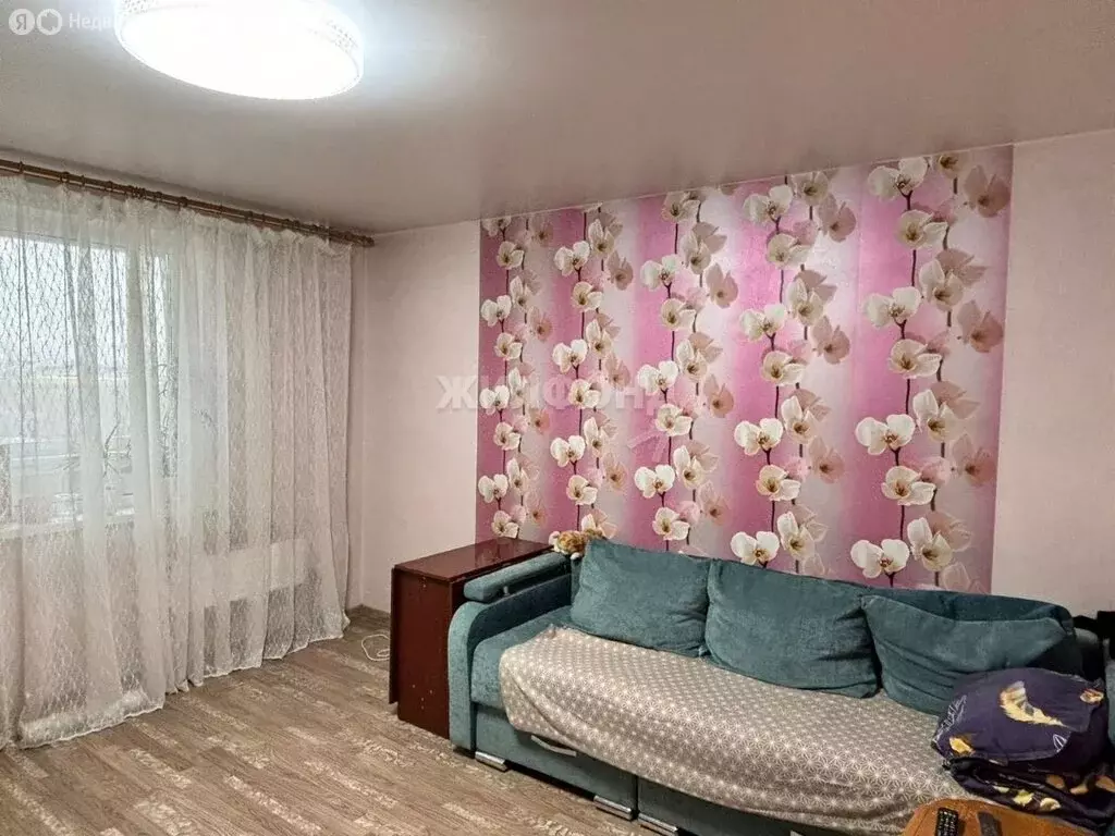 4-комнатная квартира: Новосибирск, Лазурная улица, 22 (76.3 м) - Фото 1