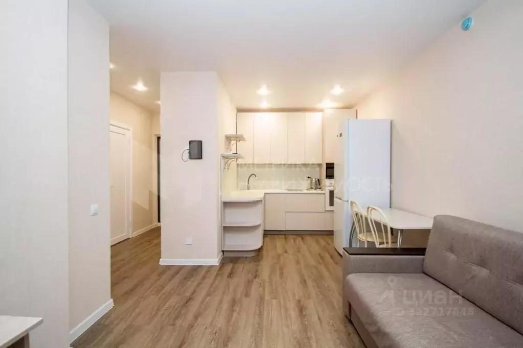 1-к кв. Тюменская область, Тюмень Харьковская ул., 76 (37.0 м) - Фото 1