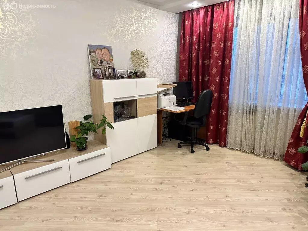 3-комнатная квартира: Волгоград, Новоремесленная улица, 3 (99.1 м) - Фото 2