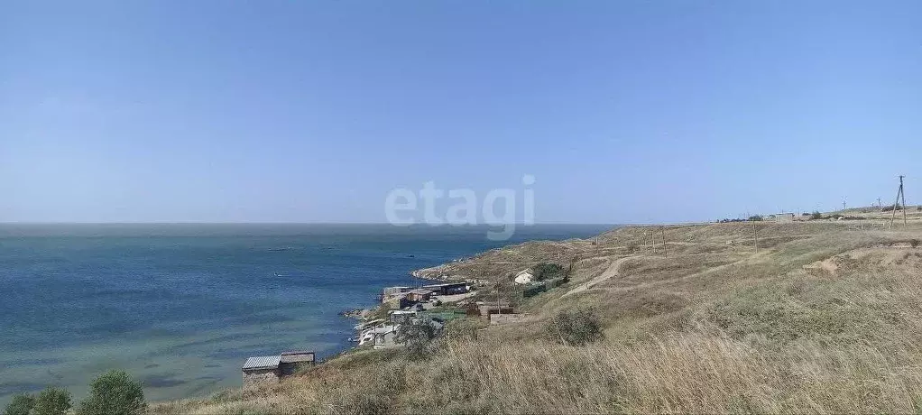 Участок в Крым, Ленинский район, Мысовское с/пос, с. Заводское ул. ... - Фото 1