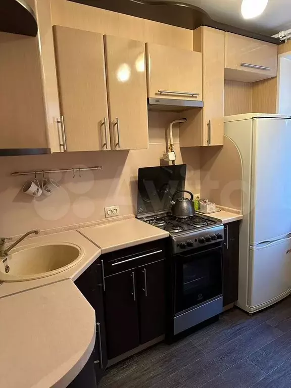 2-к. квартира, 42 м, 1/9 эт. - Фото 1