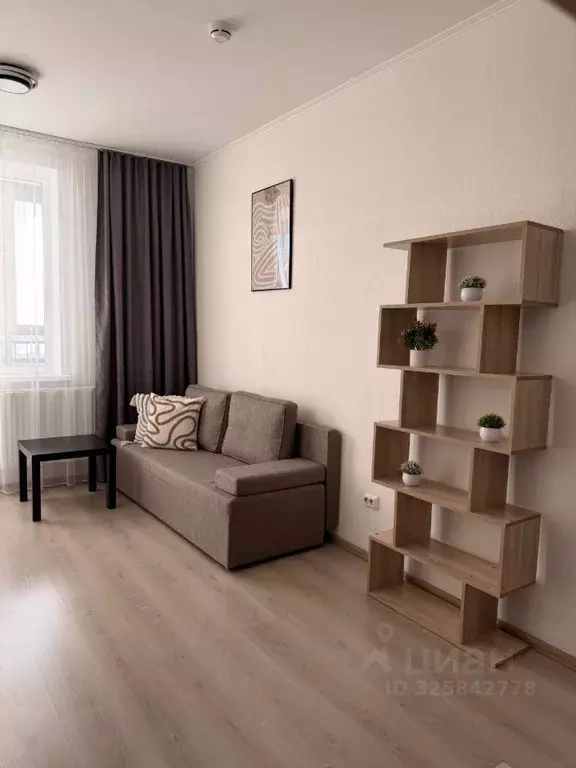 Студия Свердловская область, Екатеринбург ул. Чапаева, 79 (30.0 м) - Фото 1