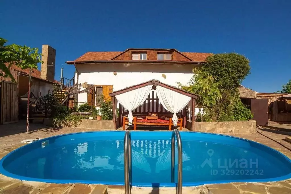 Комната Крым, Керчь ул. Большая, 12 (10.0 м) - Фото 1