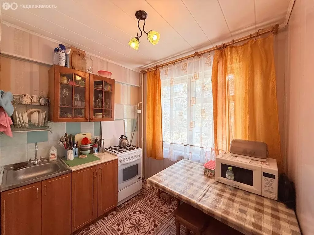 3-комнатная квартира: посёлок Рощино, 5 (48.3 м) - Фото 2