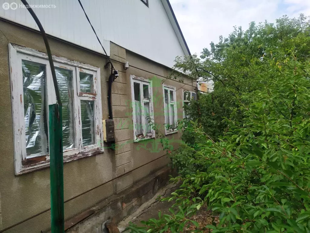 Дом в Крымск, 3-я улица Фадеева (50 м) - Фото 1