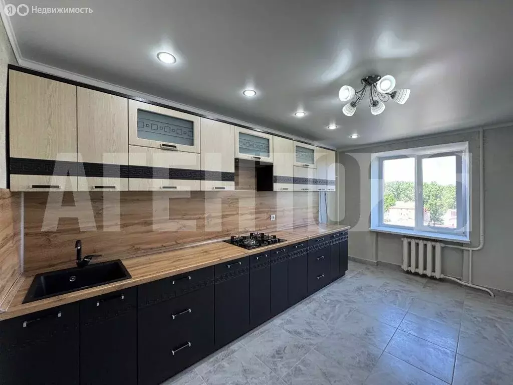 3-комнатная квартира: Ставрополь, Октябрьская улица, 229/1 (75 м) - Фото 0