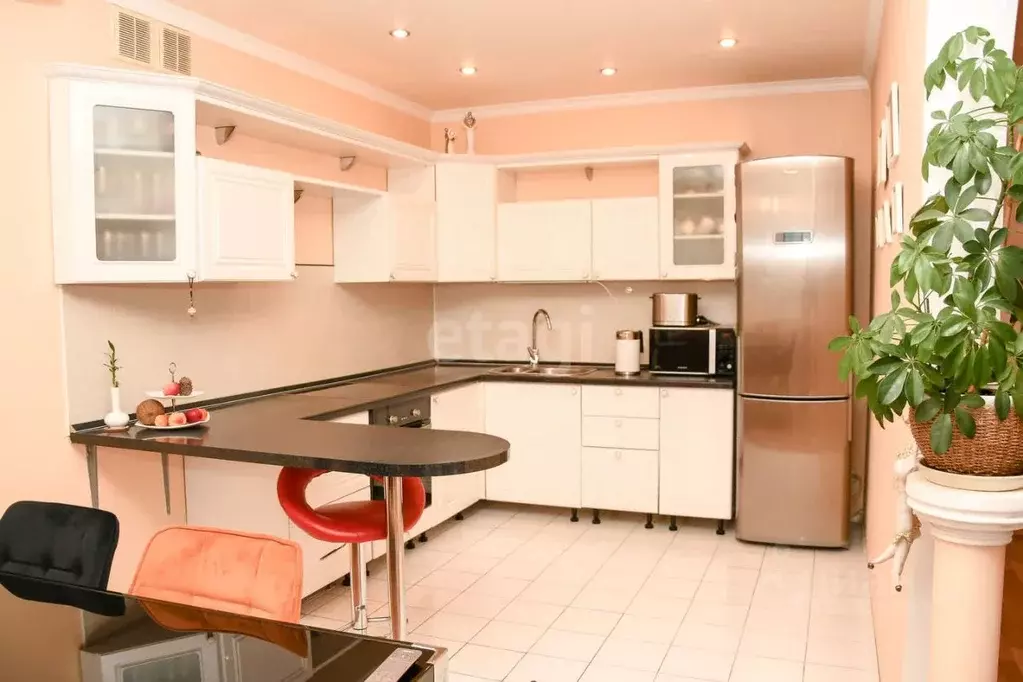 3-к кв. Забайкальский край, Чита ул. Матвеева, 33 (108.0 м) - Фото 0
