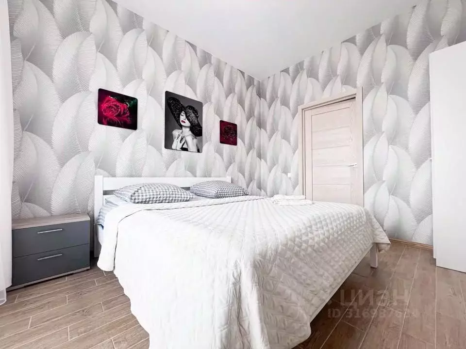 3-к кв. Иркутская область, Иркутск ул. Красных Мадьяр, 14/2 (70.0 м) - Фото 0