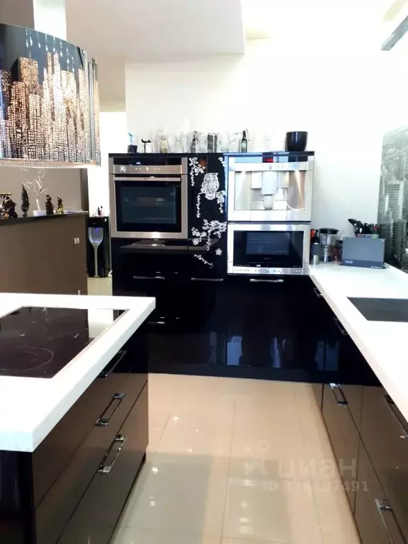 2-к кв. Санкт-Петербург ул. Есенина, 1к1 (77.0 м) - Фото 1