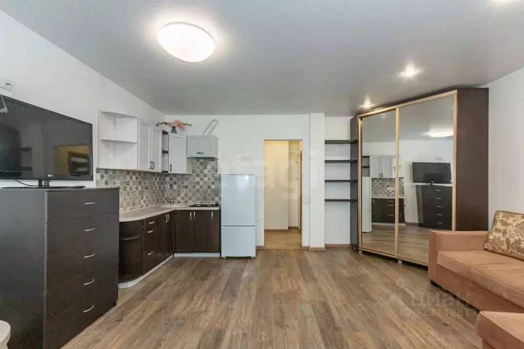 2-к кв. Омская область, Омск ул. Крупской, 13А (53.5 м) - Фото 1