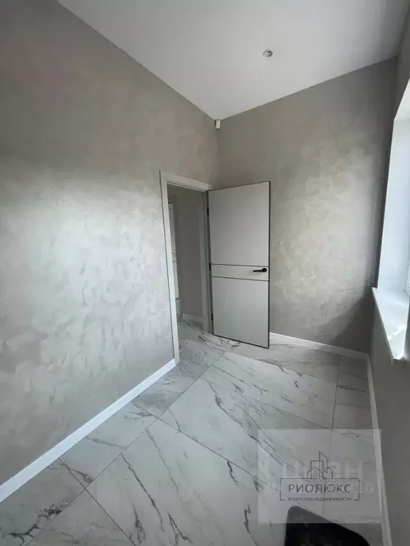 Таунхаус в Челябинская область, Магнитогорск ул. Золотистая (75 м) - Фото 2