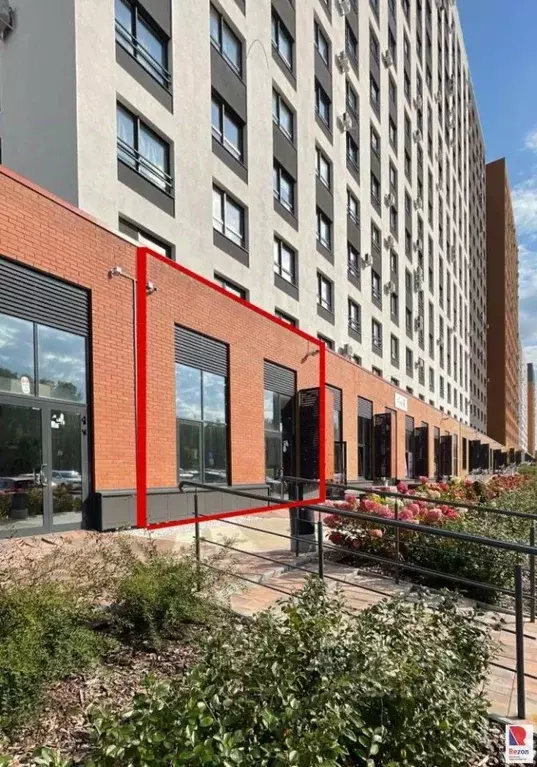 Торговая площадь в Челябинская область, Челябинск Комсомольский ... - Фото 1