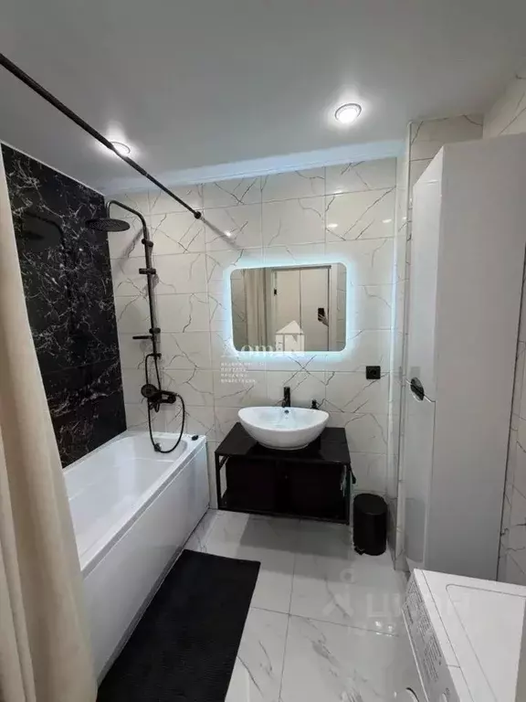 2-к кв. Ленинградская область, Мурино Всеволожский район, бул. ... - Фото 1