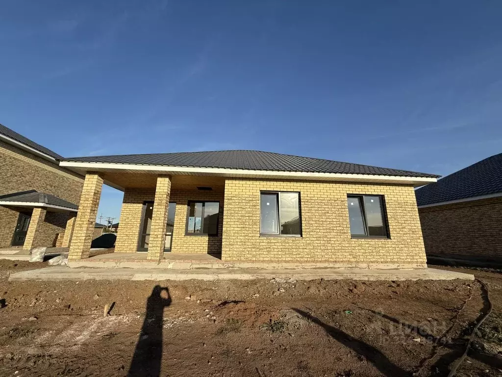 Дом в Оренбургская область, Оренбургский район, Весенний сельсовет, ... - Фото 1