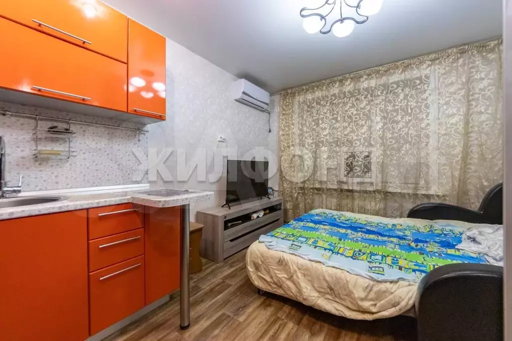 Комната 12,1 м в 1-к., 5/5 эт. - Фото 1