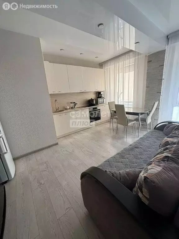 2-комнатная квартира: Иркутск, микрорайон Первомайский, улица ... - Фото 0