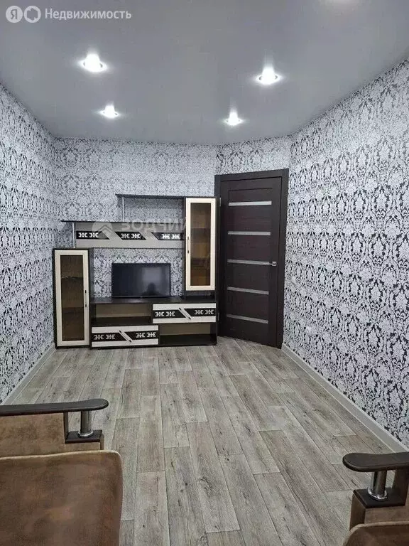 1-комнатная квартира: Шумерля, улица Ленина, 16к1 (30 м) - Фото 1