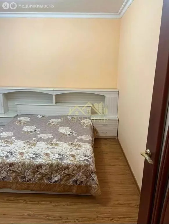 2-комнатная квартира: Владикавказ, Владикавказская улица, 63 (69 м) - Фото 2