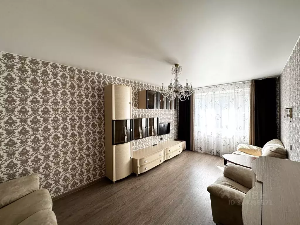 2-к кв. Псковская область, Псков Красноармейская ул., 14А (52.0 м) - Фото 1