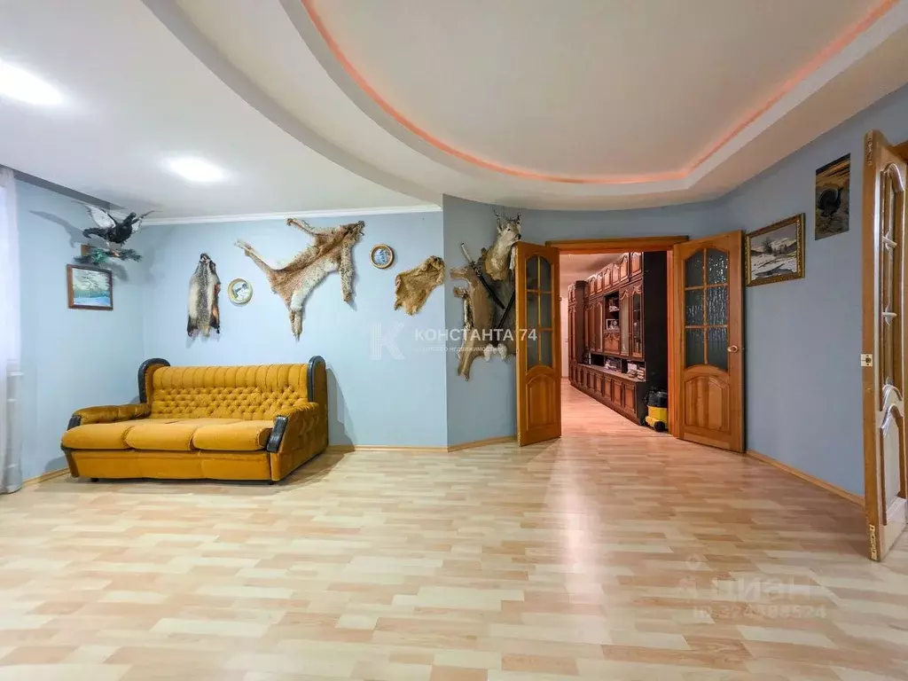 5-к кв. Челябинская область, Миасс ул. Колесова, 13 (181.1 м) - Фото 2