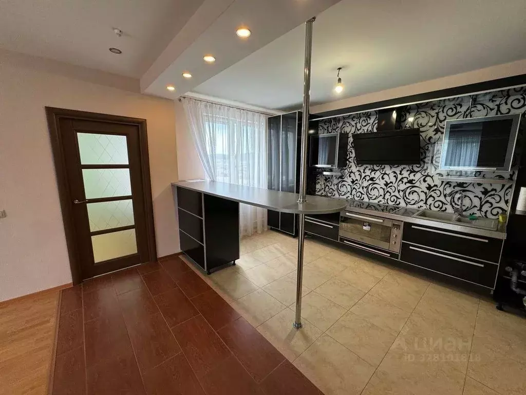 3-к кв. Челябинская область, Миасс ул. Богдана Хмельницкого, 62к3 ... - Фото 1