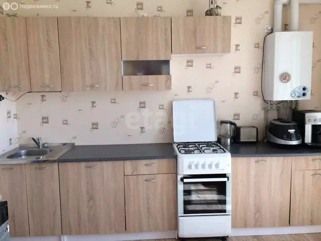 2-комнатная квартира: Калининград, улица Аксакова, 137 (66.4 м) - Фото 1