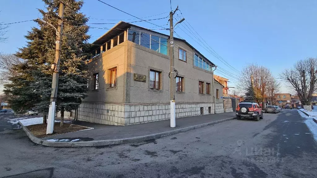 Дом в Северная Осетия, Владикавказ ул. Рождественская, 17 (256 м) - Фото 1
