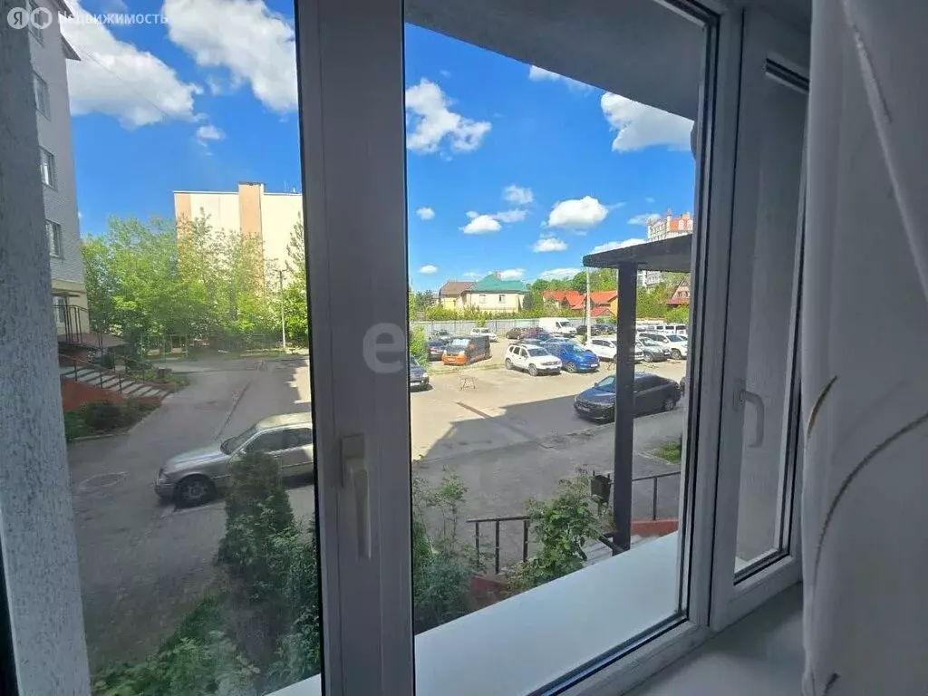2-комнатная квартира: Калининград, Брусничная улица, 9 (58.8 м) - Фото 1